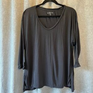 ❤️𝅺WOMEN'S Ann Taylor Loft Medium casual top